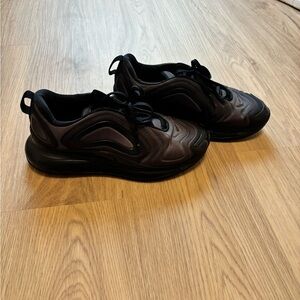 Nike Black Airmax 7Y/8.5W